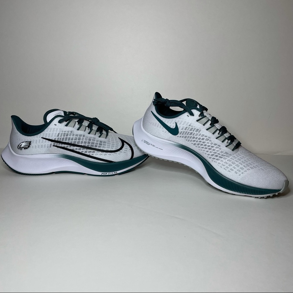 NEW Nike Air Zoom Pegasus 37 Eagles Men Size 9
